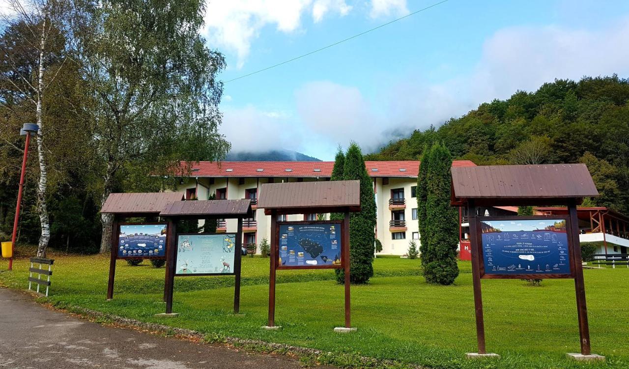 Hotel Mladost Tjentiste Exteriér fotografie
