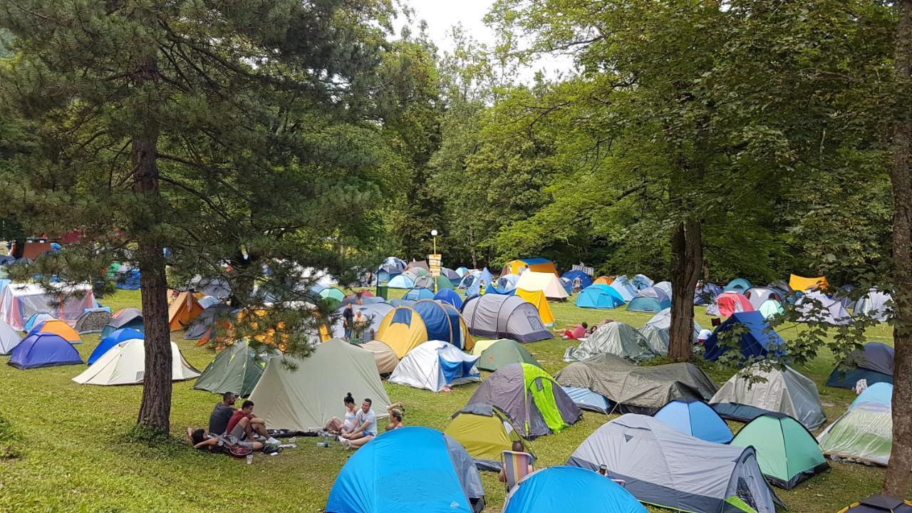 Hotel Mladost Tjentiste Exteriér fotografie